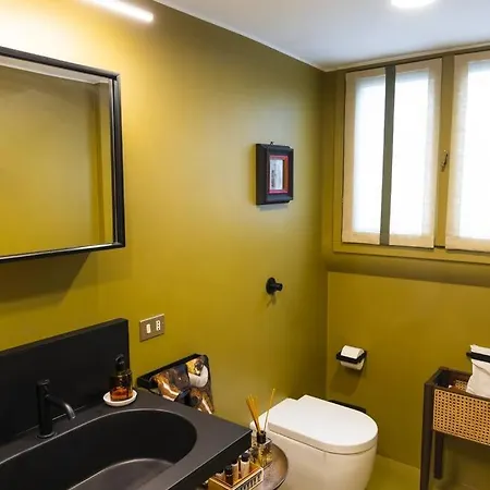 Luxury Bohemian With Private Garden In 아파트 *